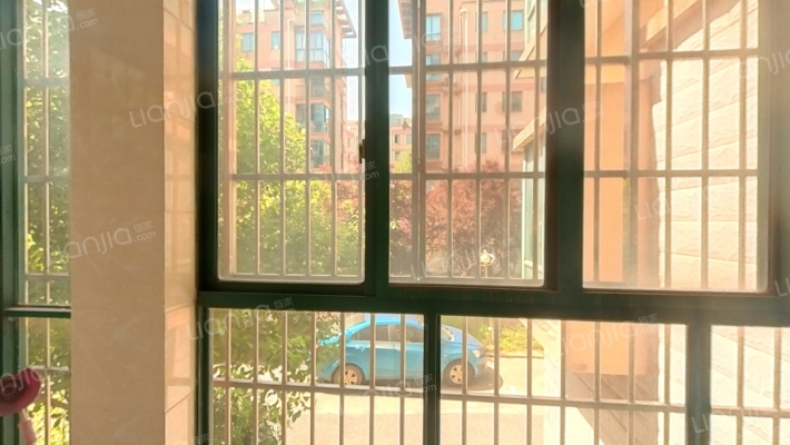 申华翡翠城二手房实景图