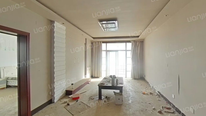 华泰中原巴黎社区二手房实景图