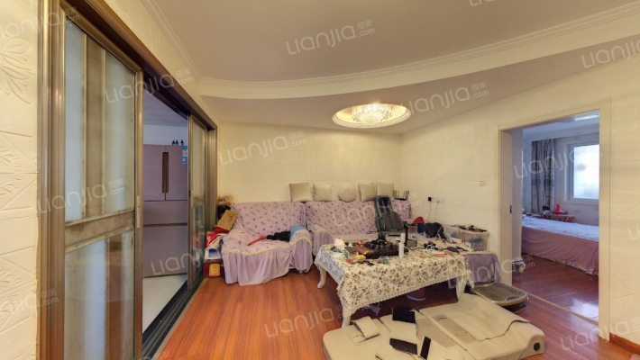 宝隆花园二手房实景图