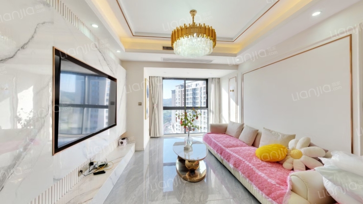 融创云湖十里C区二手房实景图