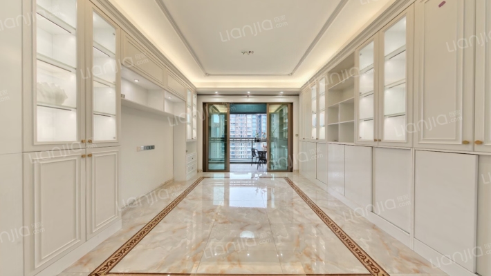 雅居乐富春山居二手房实景图