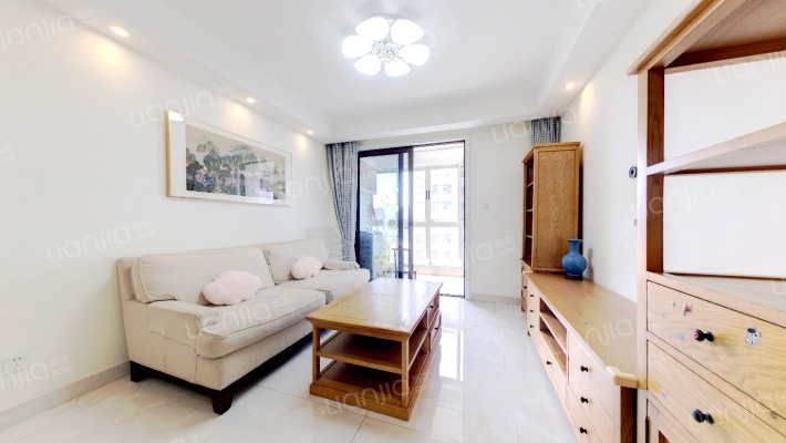 莱蒙水榭春天二手房实景图