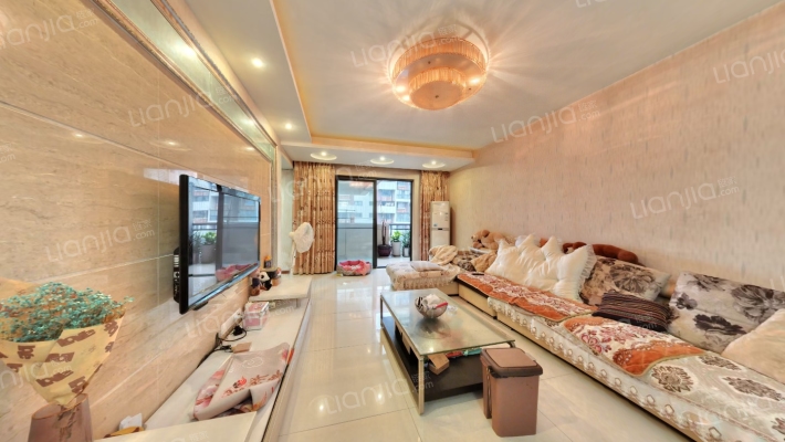 白兰地二手房实景图