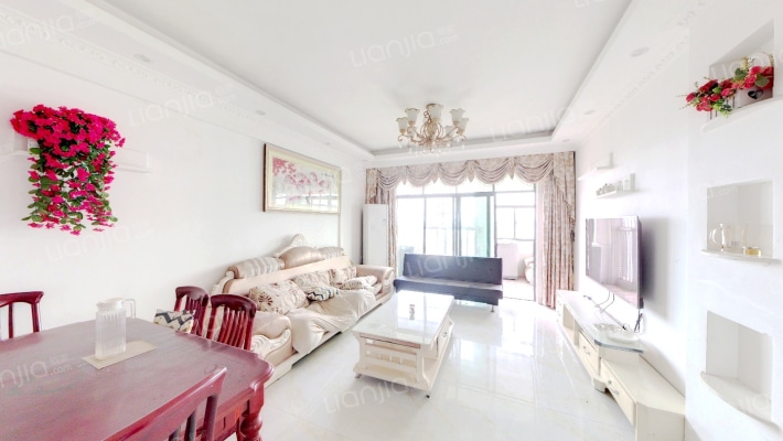 康诗丹郡花园二手房实景图