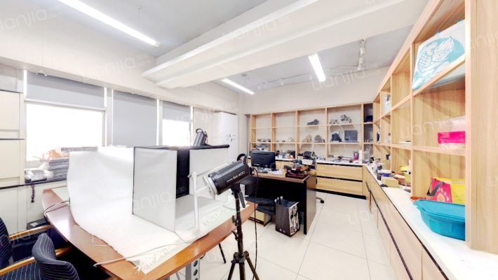 深荣大厦二手房实景图