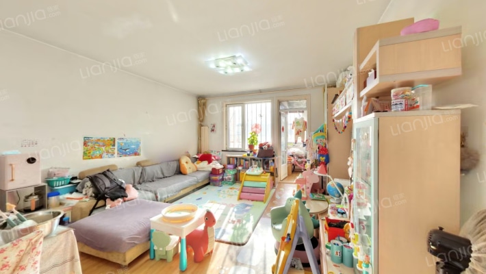 龙跃苑四区二手房实景图