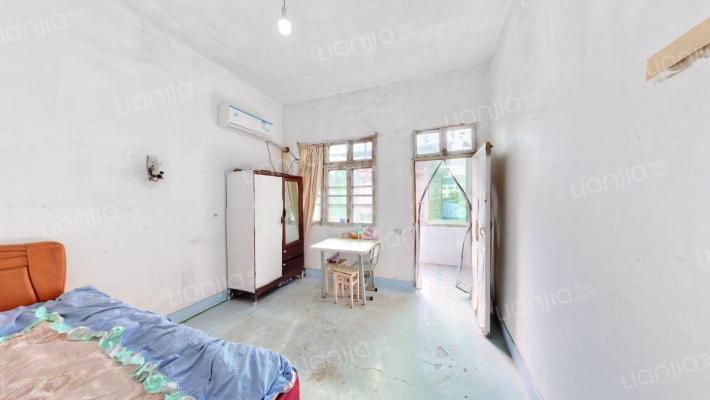 电容器厂宿舍二手房实景图