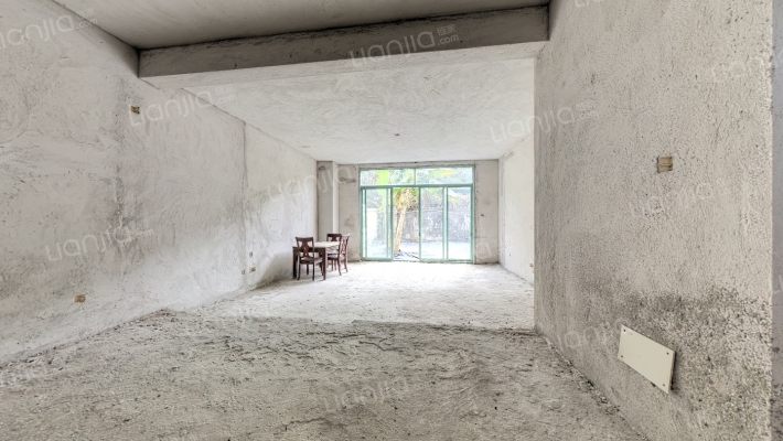 侨宏花园二手房实景图