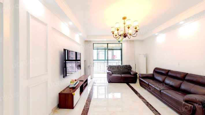 华盛格林雅地二手房实景图