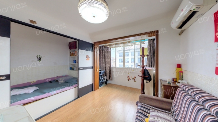 中山北路255弄二手房实景图