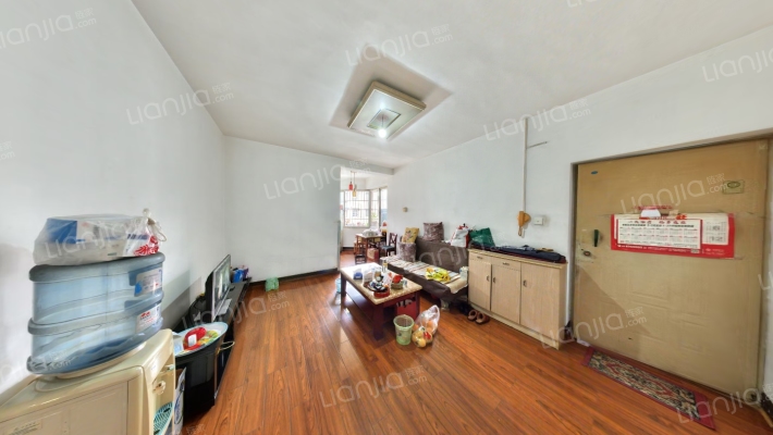 金鹏街271号二手房实景图