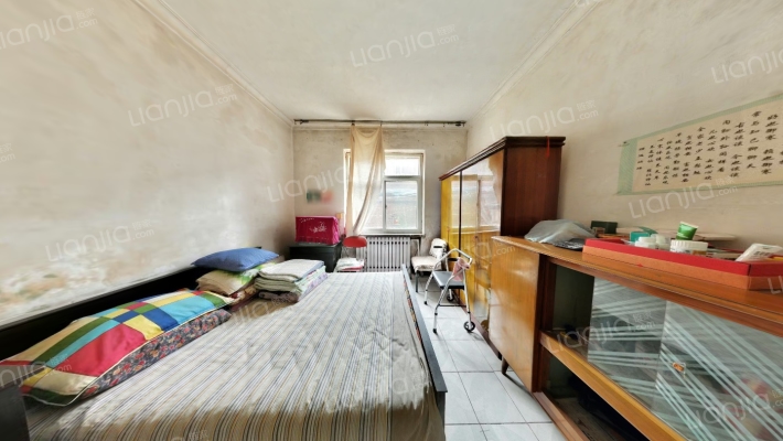 迎泽家园医药公司宿舍二手房实景图