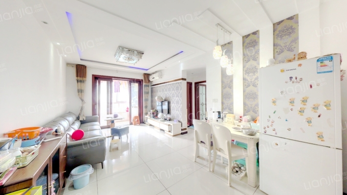 巴比亚半山二手房实景图