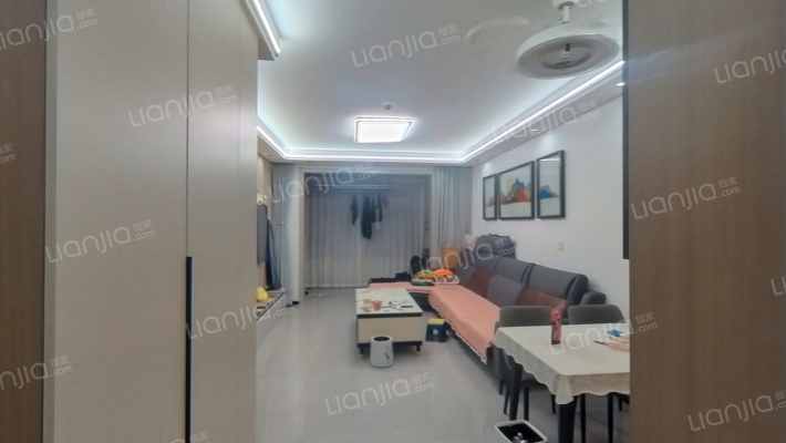 剑桥郡紫薇苑二手房实景图