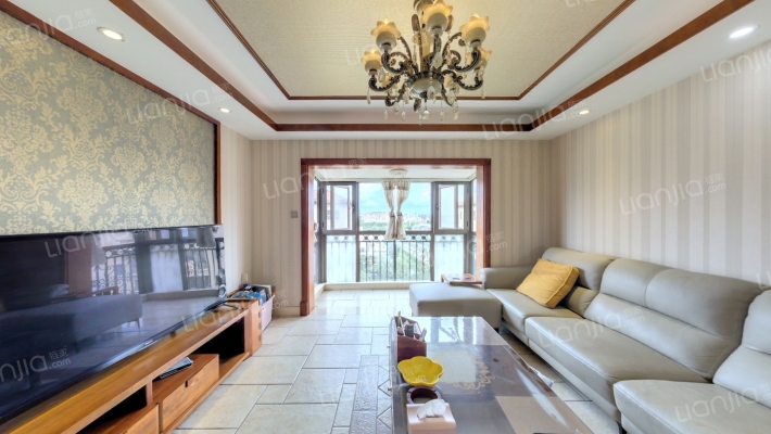 公园1903圣维望二手房实景图