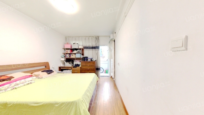 甸柳六区二手房实景图