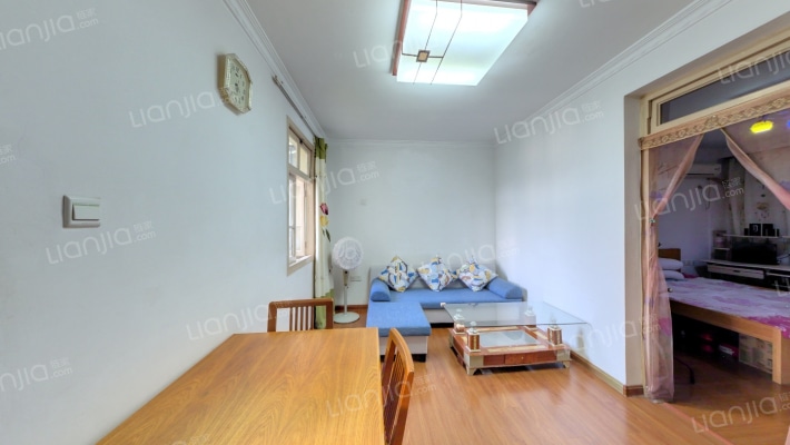 飞凤山庄二手房实景图