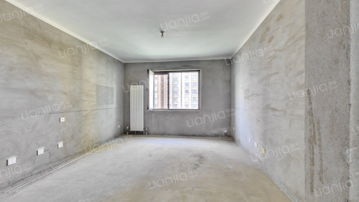 金锣湾鸿福园二手房实景图