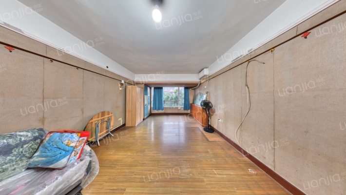 骏愉楼二手房实景图