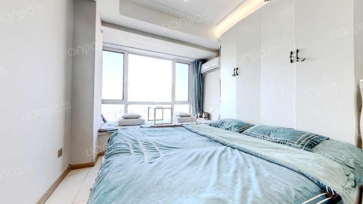 万达广场二手房实景图