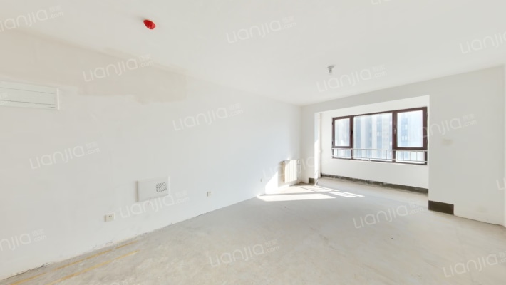 鲁商蓝岸公馆二手房实景图