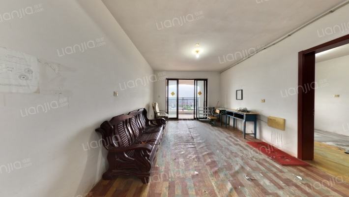 嘉湖景园二手房实景图