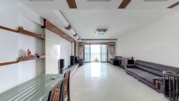 富域华府二手房实景图