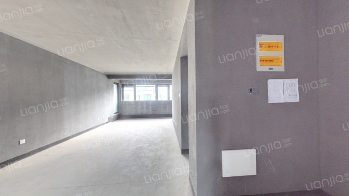 新城云樾春秋二手房实景图