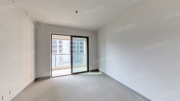 荣源华庭二手房实景图