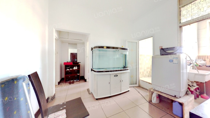 下甸二手房实景图