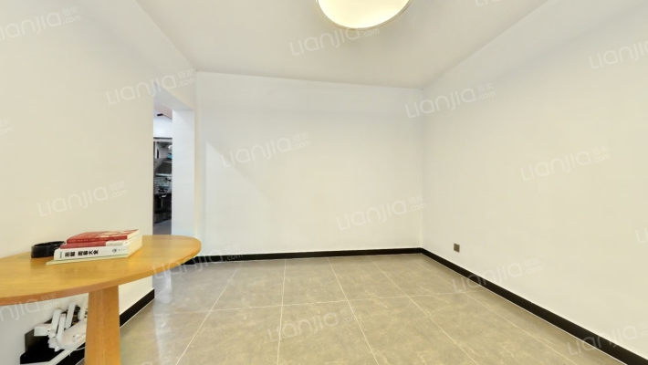 蓝谷公寓二手房实景图