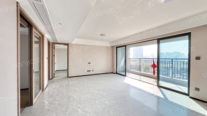 万科半岛国际二手房实景图