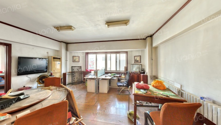 宾泰公寓二手房实景图