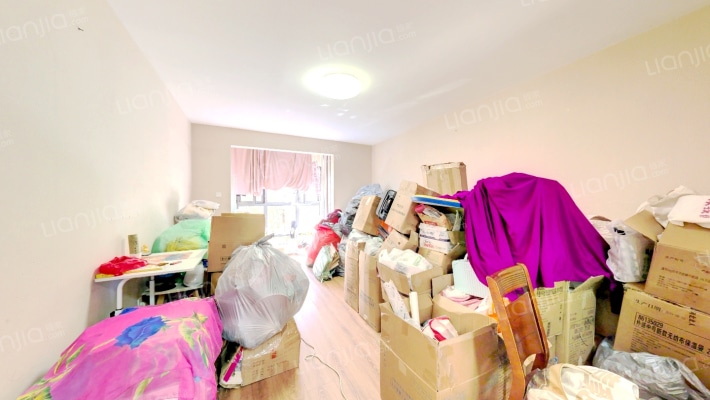 山语城三区二手房实景图