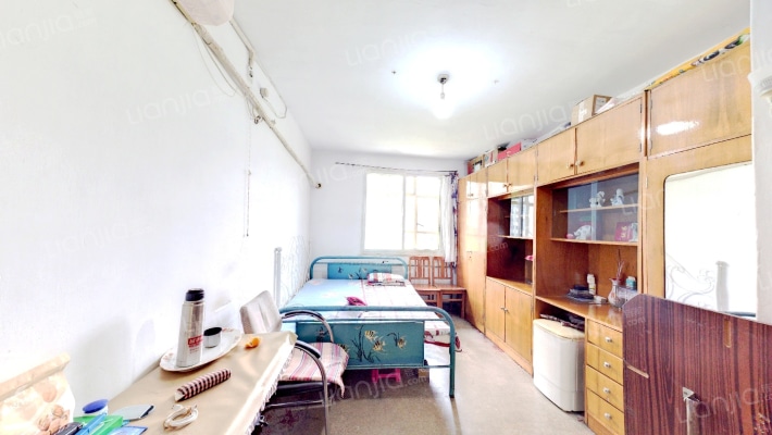 积厚里二手房实景图