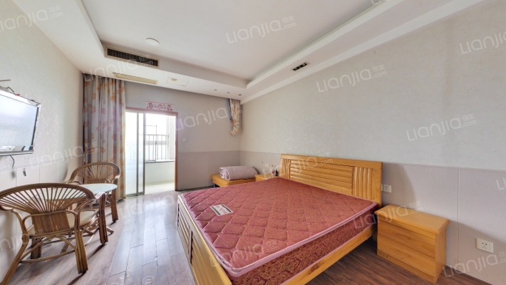 宝凤大厦二手房实景图