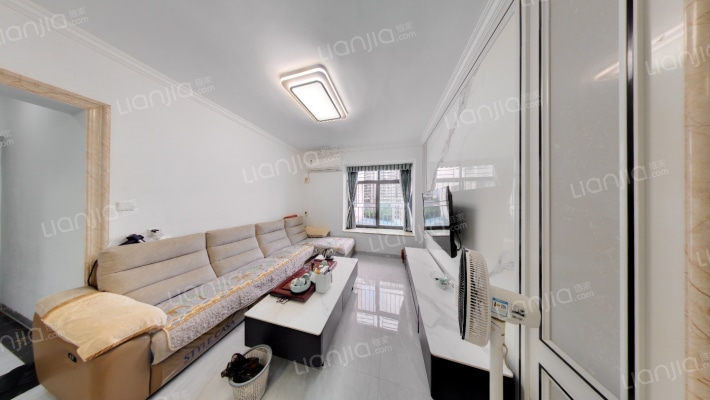 海滨广场二手房实景图