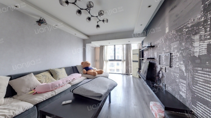 凯文和平雅苑二手房实景图