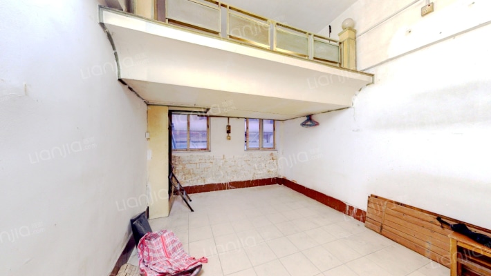 龟岗大马路二手房实景图