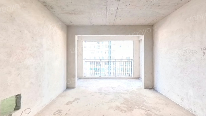 天骄华府二手房实景图