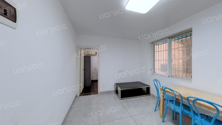 新民小区二手房实景图