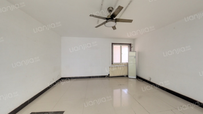 黄金花园二手房实景图