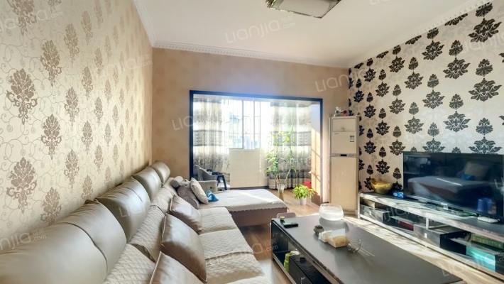 苏铁中路295号二手房实景图