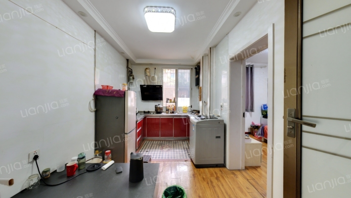 体育馆东路17号院二手房实景图