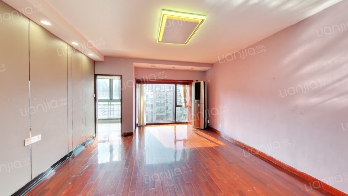 中海塞纳丽舍西苑二手房实景图