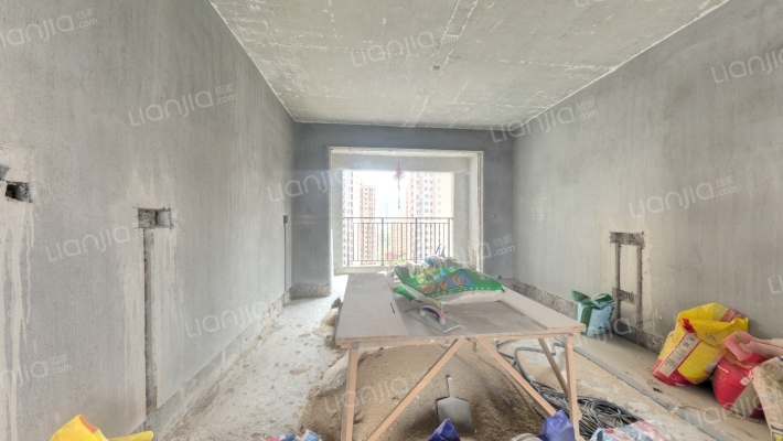 春天里二手房实景图