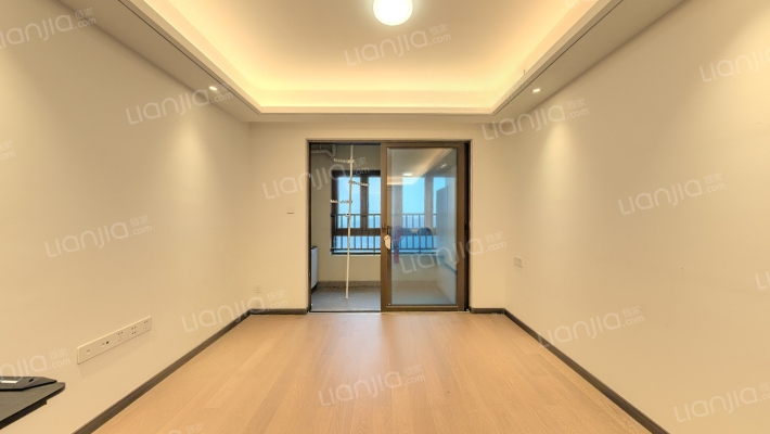 万科金域蓝湾四期二手房实景图