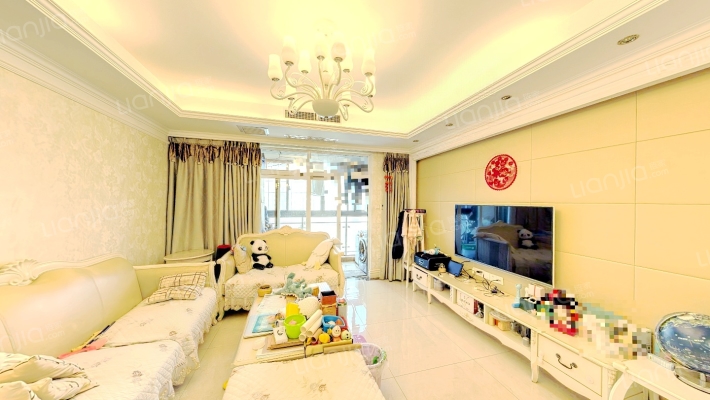 加州阳光二手房实景图