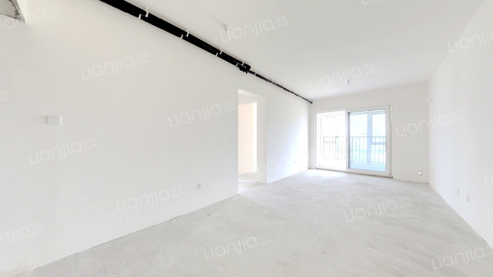 融创·南凌樾二手房实景图