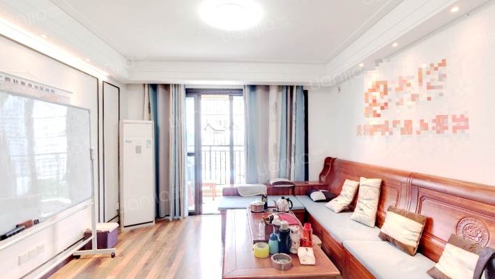 融创融公馆融达苑二手房实景图